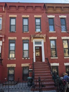 1002 Putnam Ave Pic
